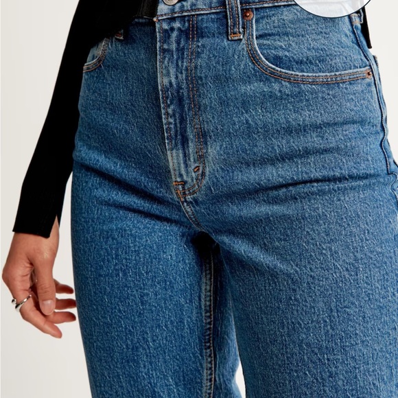 Abercrombie - The 90s Straight - NWT - Picture 2 of 4